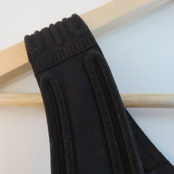 LULULEMON Get in Line Bra *Light Support, A/B Cups Black / Black - Size 2 - Picture 10 of 12